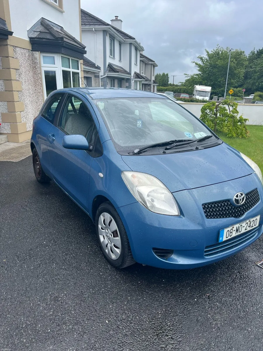 Yaris - Image 1