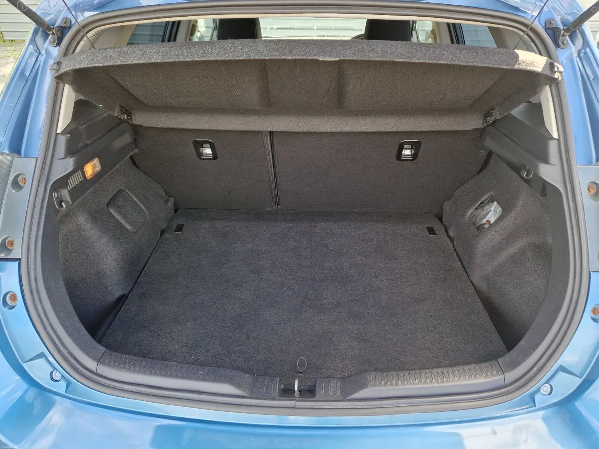 16 TOYOTA AURIS LUNA 1.4 DIESEL... - Image 5