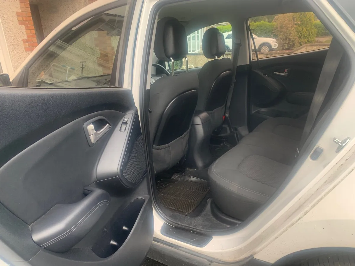 Hyundai ix35 2012 - Image 4