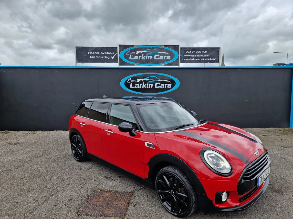 171 Mini Cooper Clubman Black Edition Mint Car 6DR - Image 3