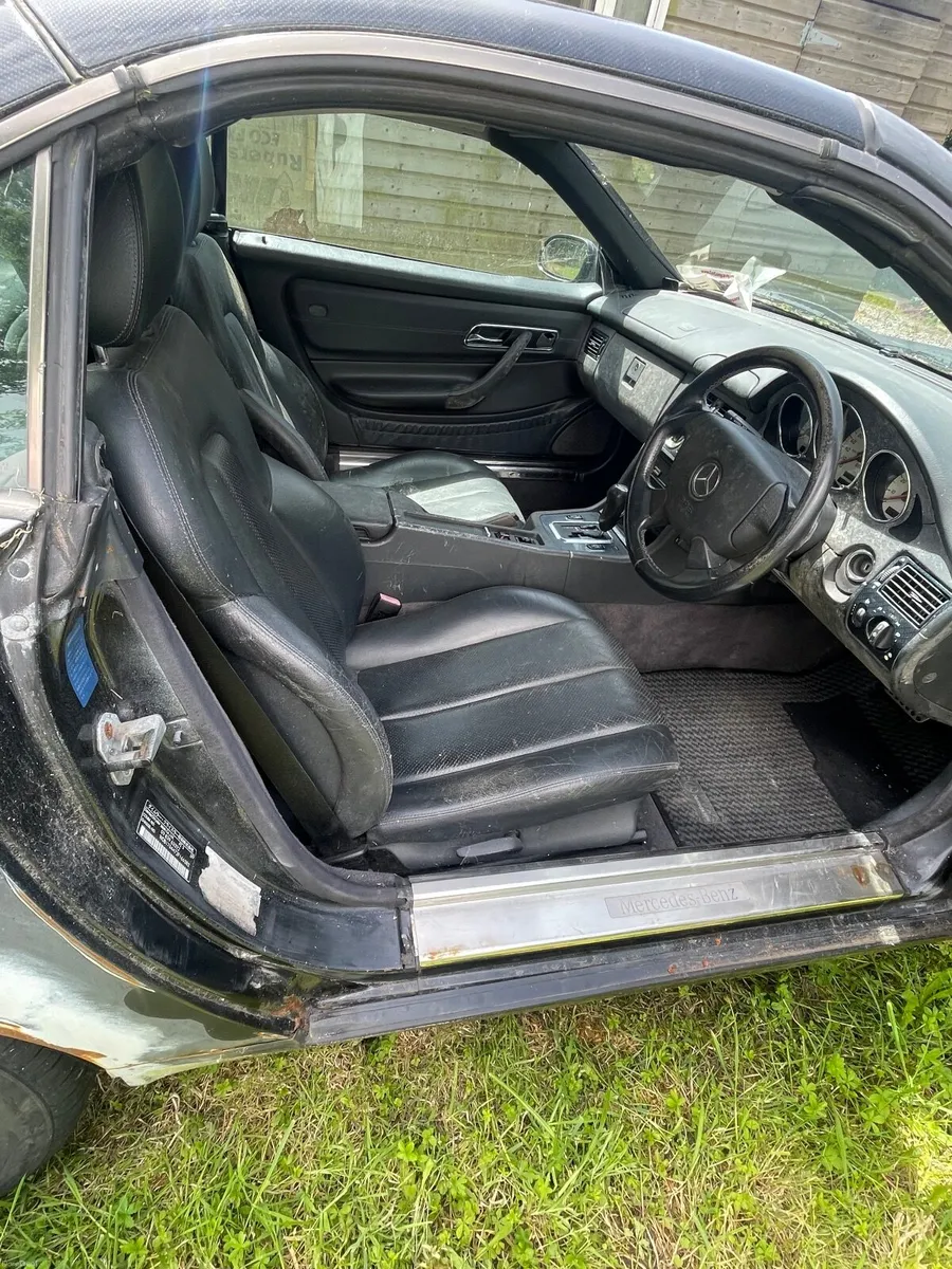 Mercedes-Benz SLK 2000 - Image 1
