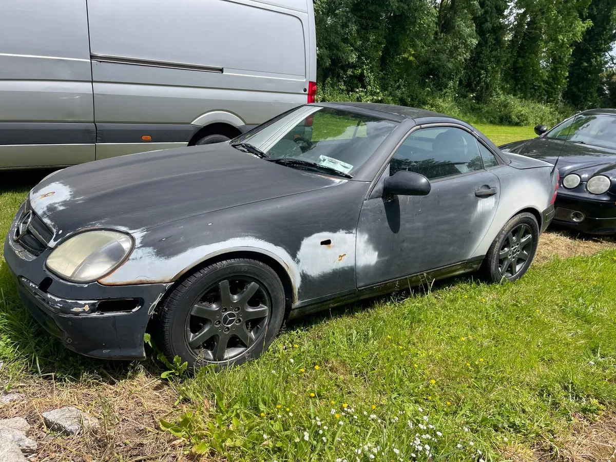 Mercedes-Benz SLK 2000 - Image 2