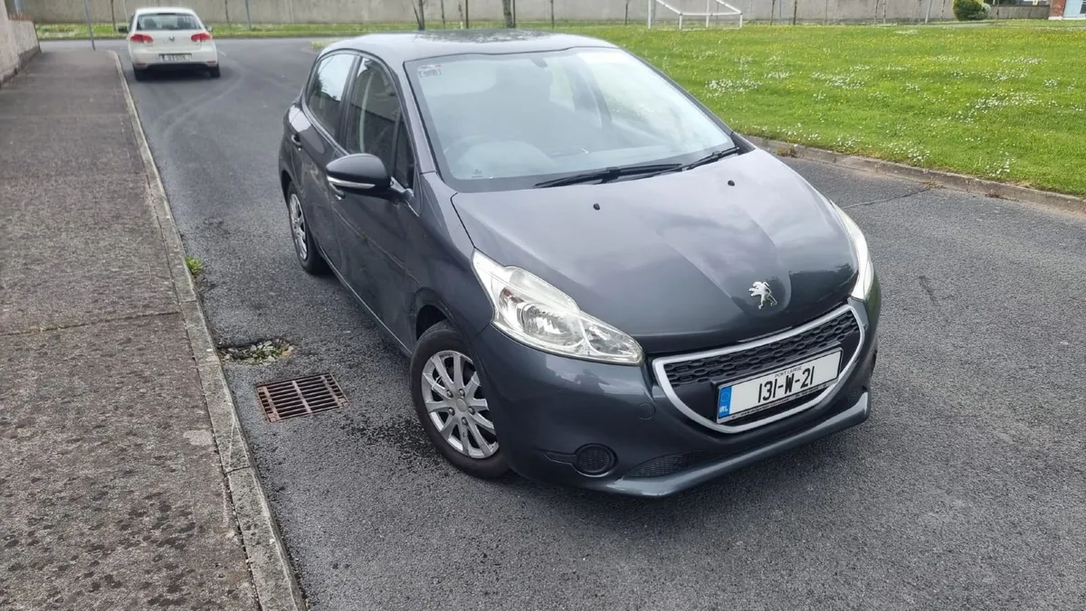 Peugeot 208 2013 - Image 3