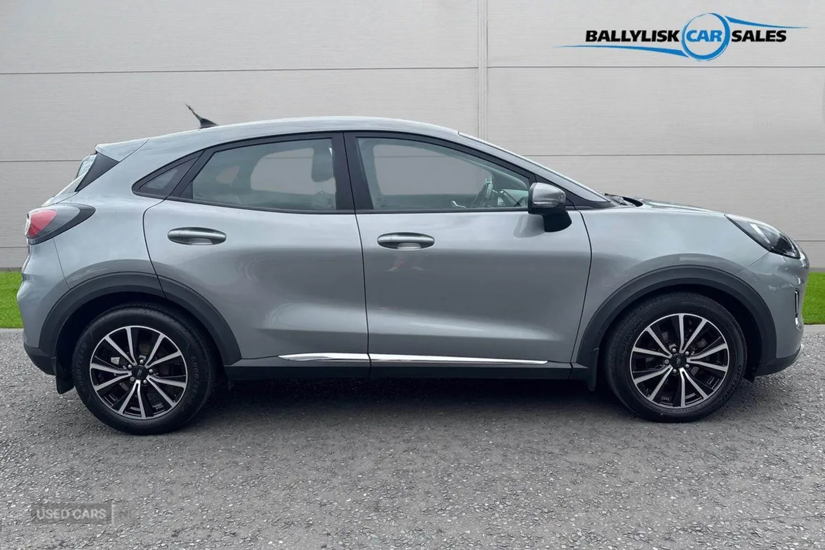 Ford Puma 1.0T EcoBoost MHEV Titanium Petrol Hybri - Image 3