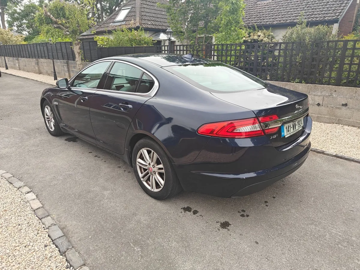Jaguar XF 2.2 Diesel Luxury - 2014 - Image 4