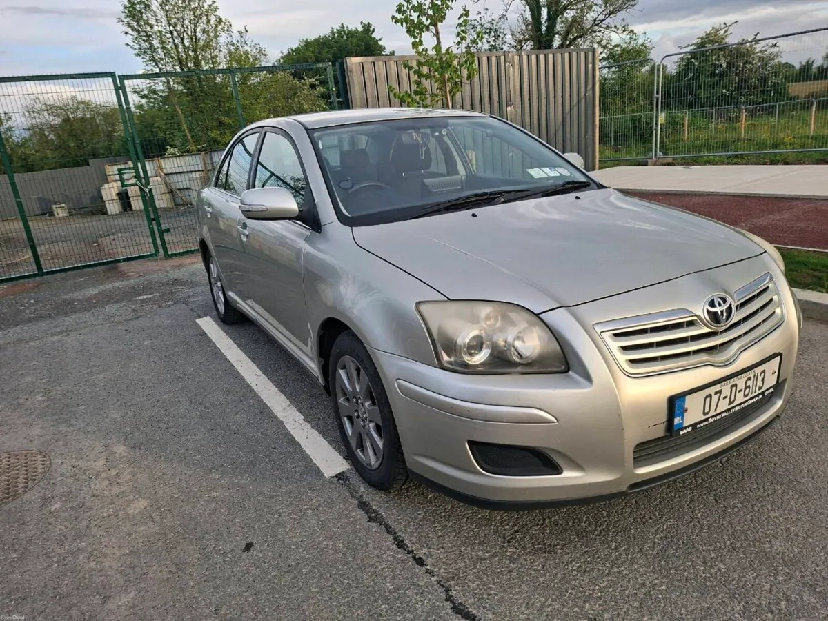 Toyota avensis 1.6 petrol,  2007 - Image 2