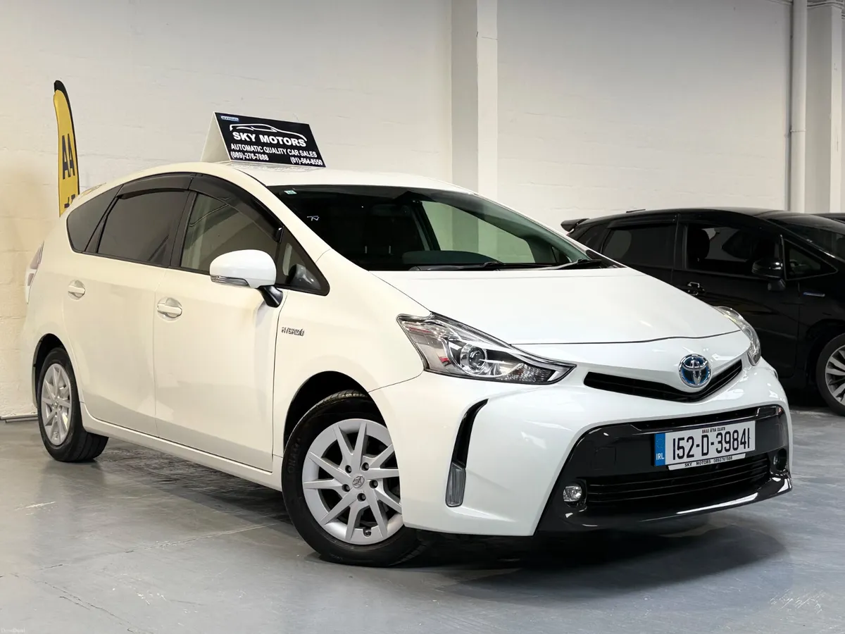 2015 TOYOTA PRIUS ALPHA 1.8  Hybrid,7 Steater - Image 1