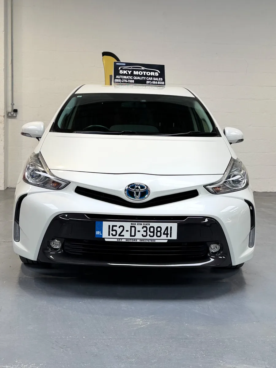 2015 TOYOTA PRIUS ALPHA 1.8  Hybrid,7 Steater - Image 2