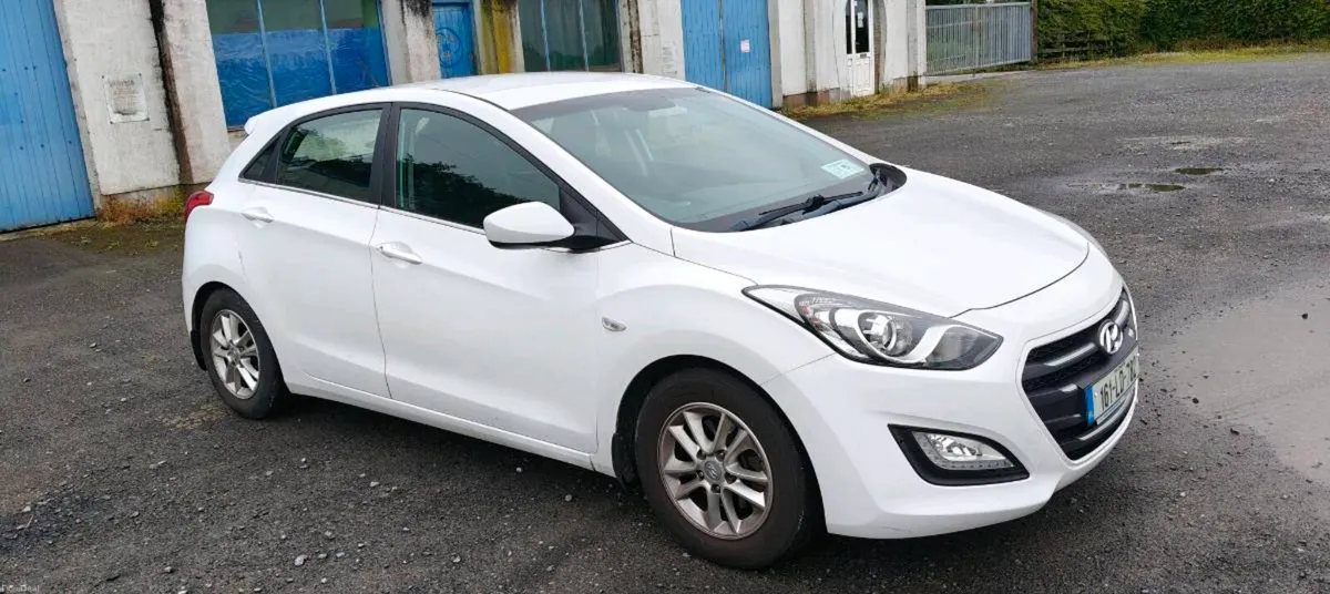 Hyundai i30 - Image 4