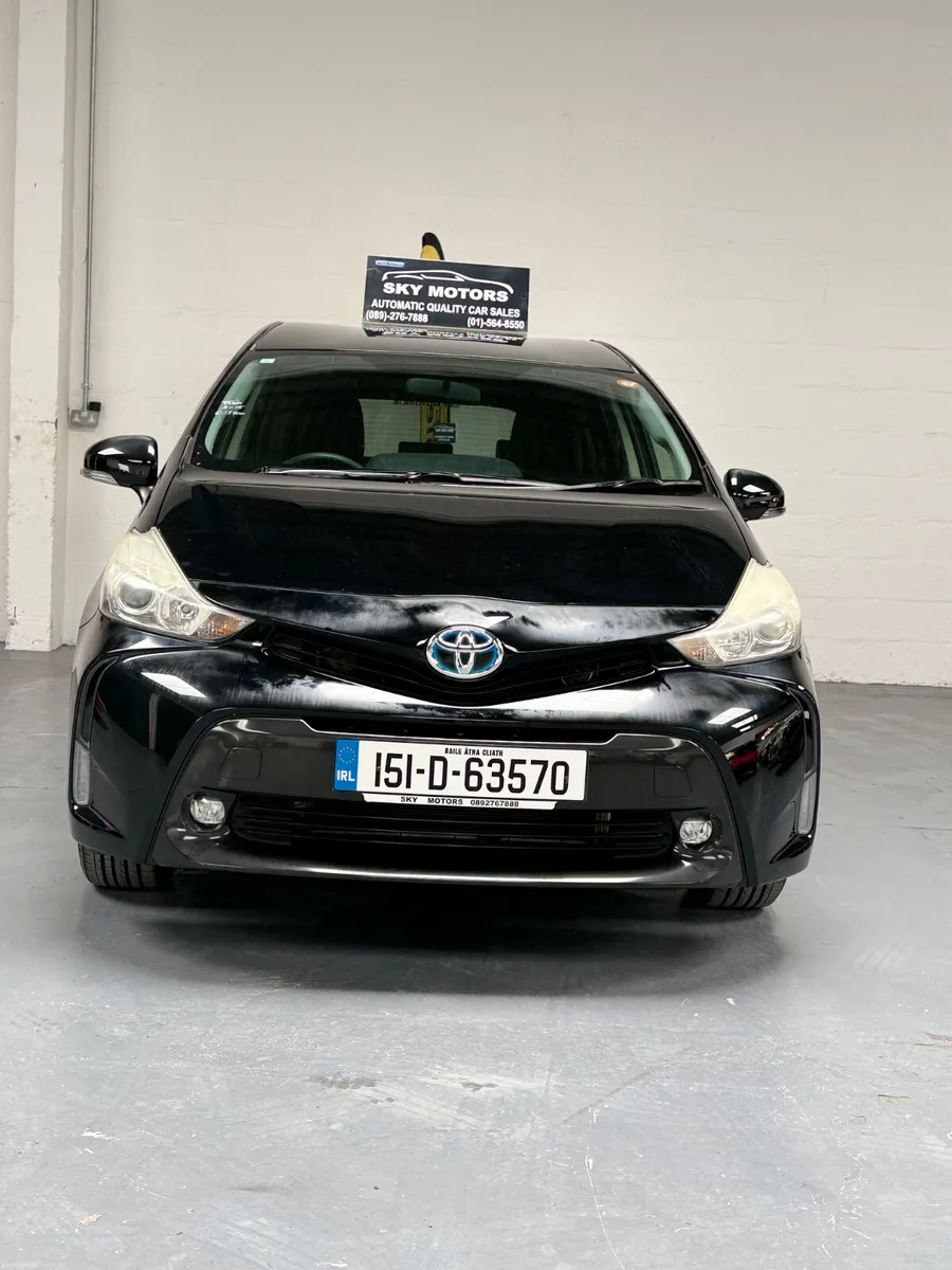 2015 Toyota Prius Alpha 1.8 Hybrid Auto,7 Seaters - Image 2