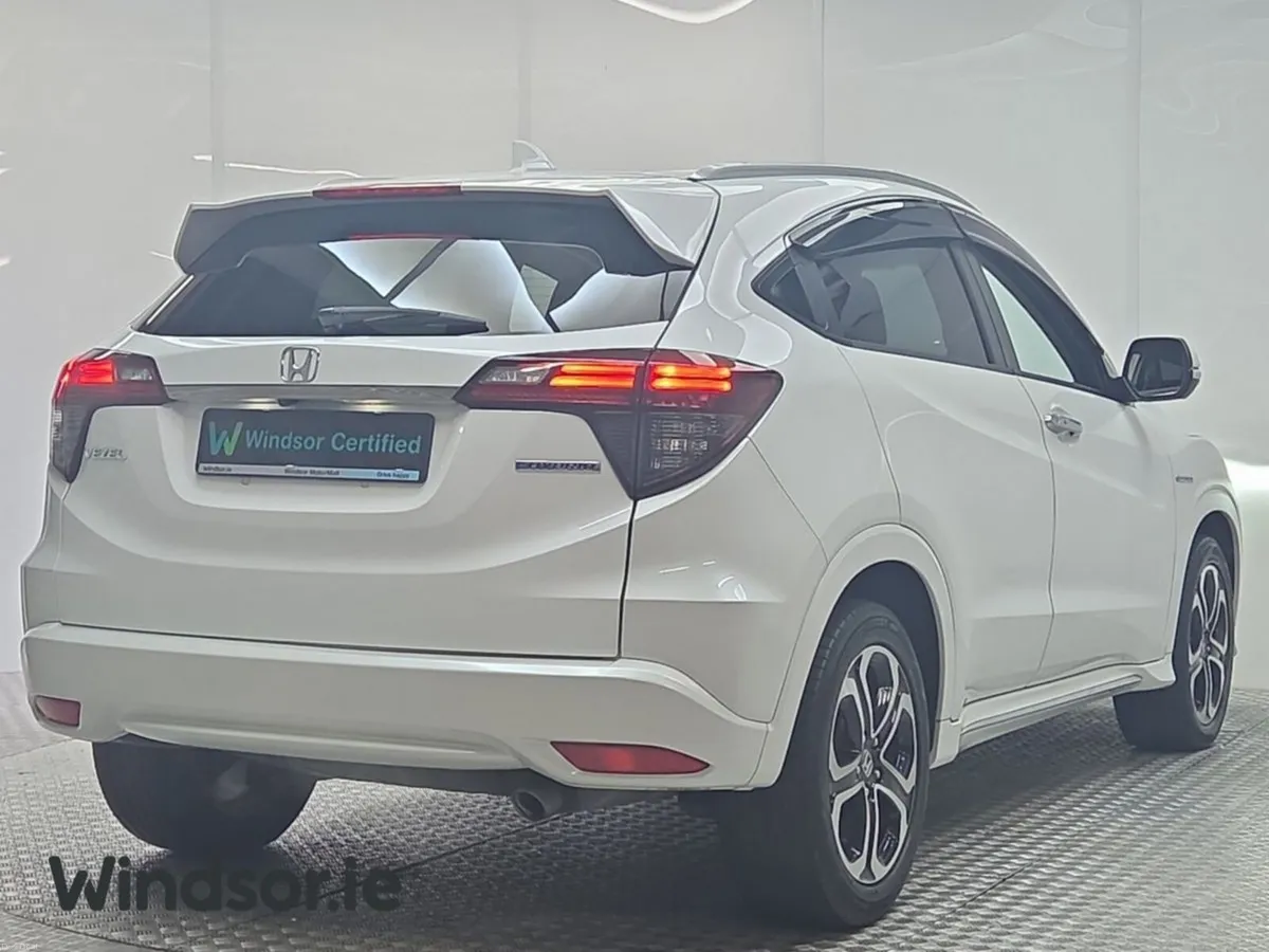 Honda Vezel Z Honda Sensing - Image 3