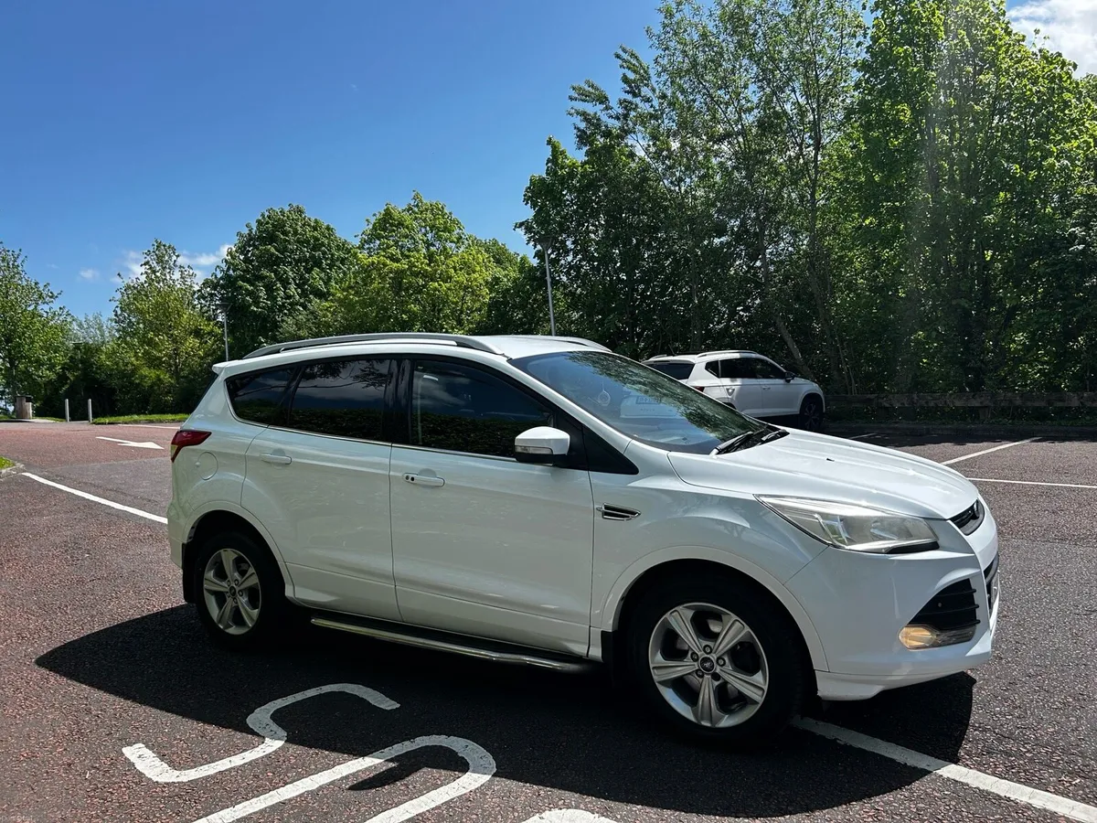 131 Ford Kuga 2.0 Diesel White Immaculate - Image 2