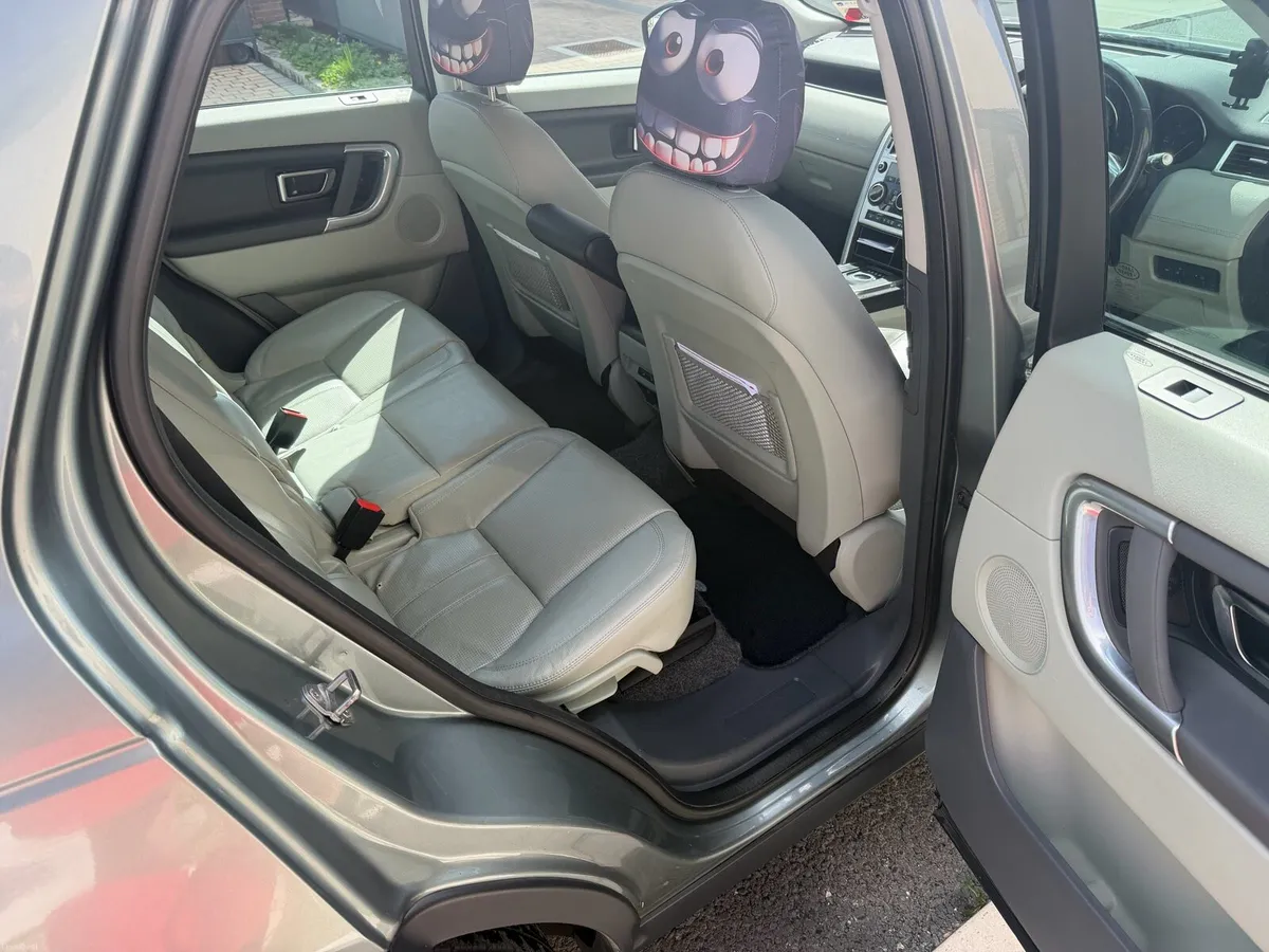 DISCOVERY SPORT - Image 6