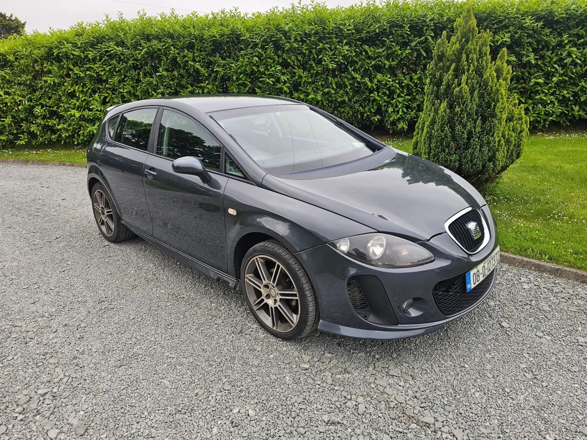 Seat Leon 2008 1.6 Petrol grey 102HP *Low mileage* - Image 2
