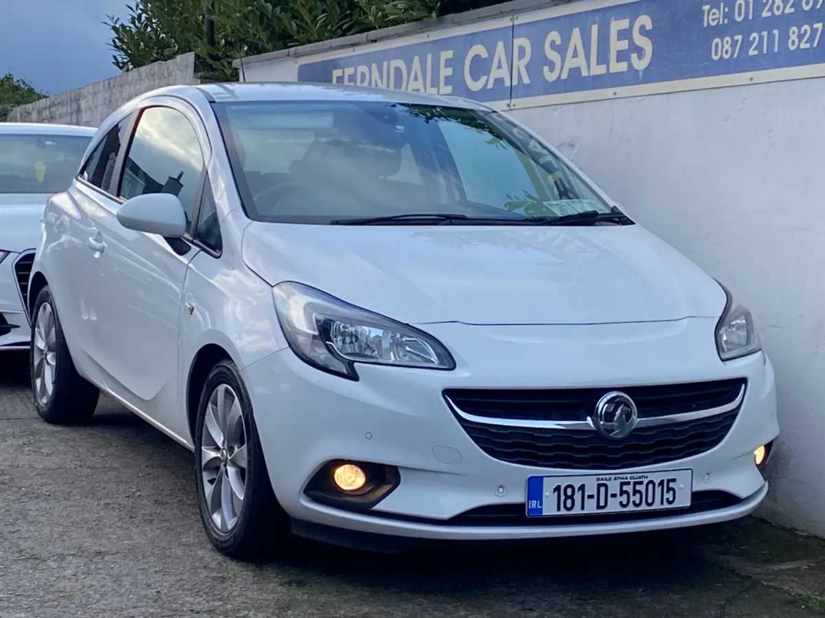 Opel  Corsa 1.4 Se Hi Spec heated seats air con - Image 1