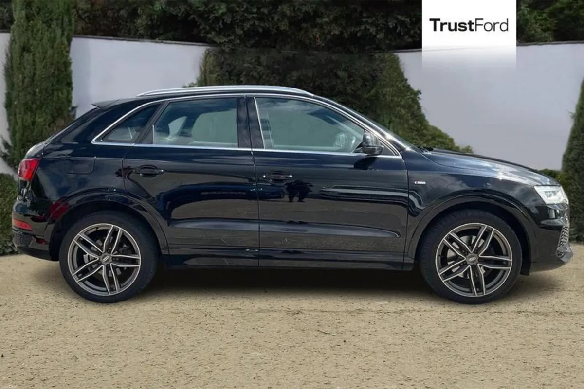 Audi Q3 S Line Edition - Image 3