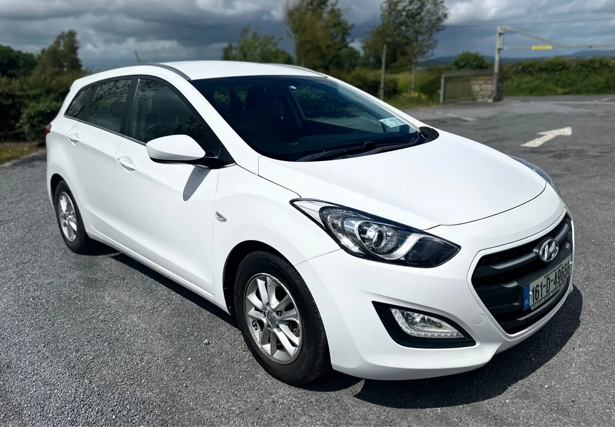 Hyundai i30 1.6D Estate - Image 1