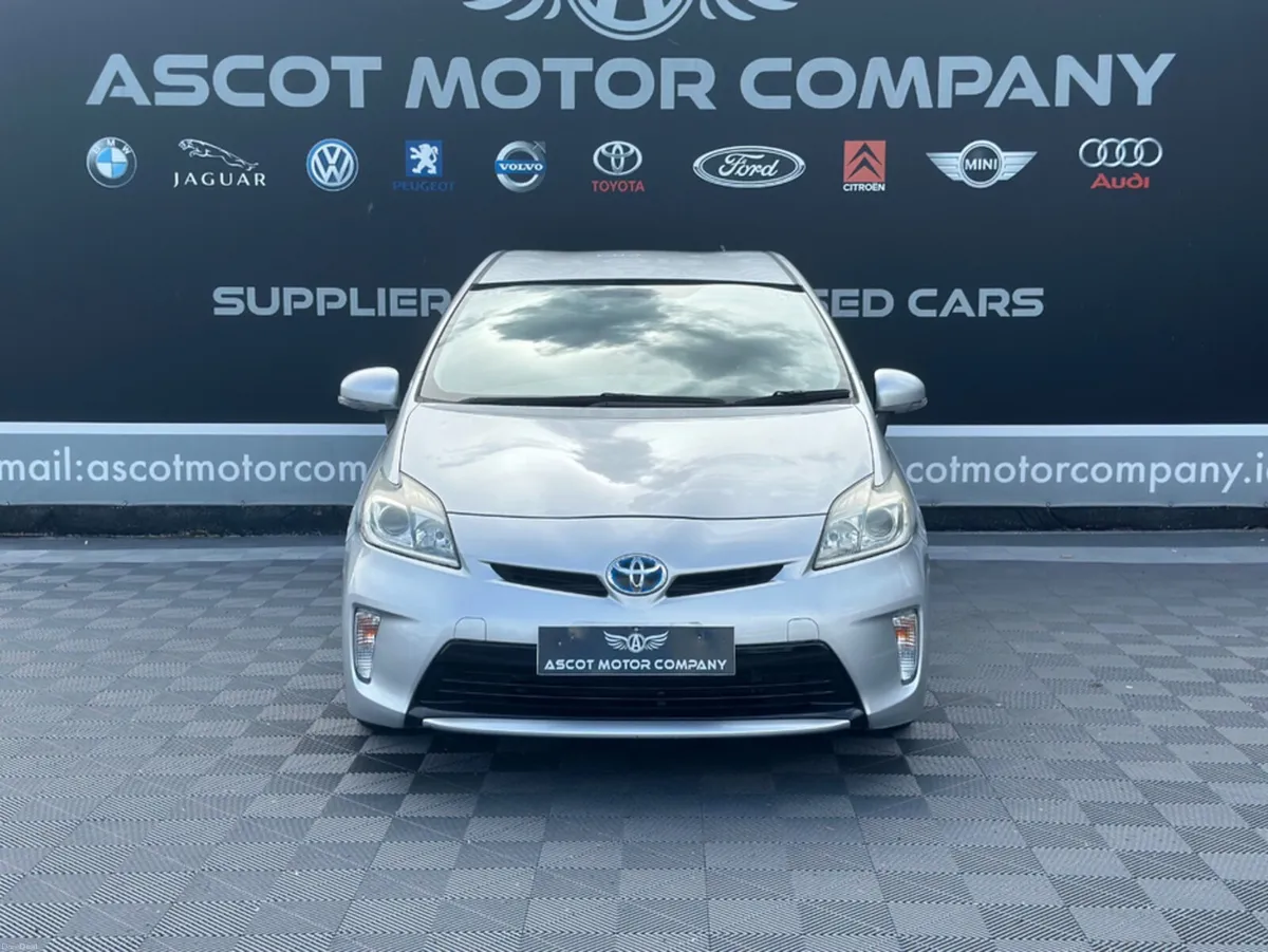 Toyota Prius 1.8L Petrol Hybrid - Image 3