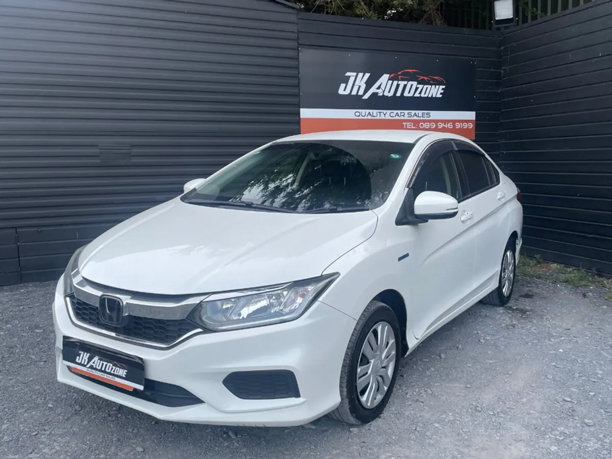 Honda Grace 1.5 HYBRID AUTO - Image 3