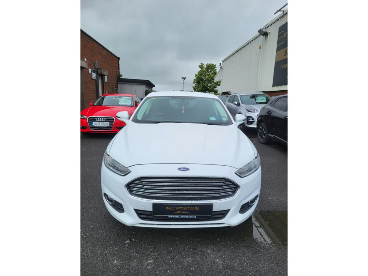 Ford Mondeo ZETEC 1.6 TDCI 115PS 4DR 5DR - Image 4