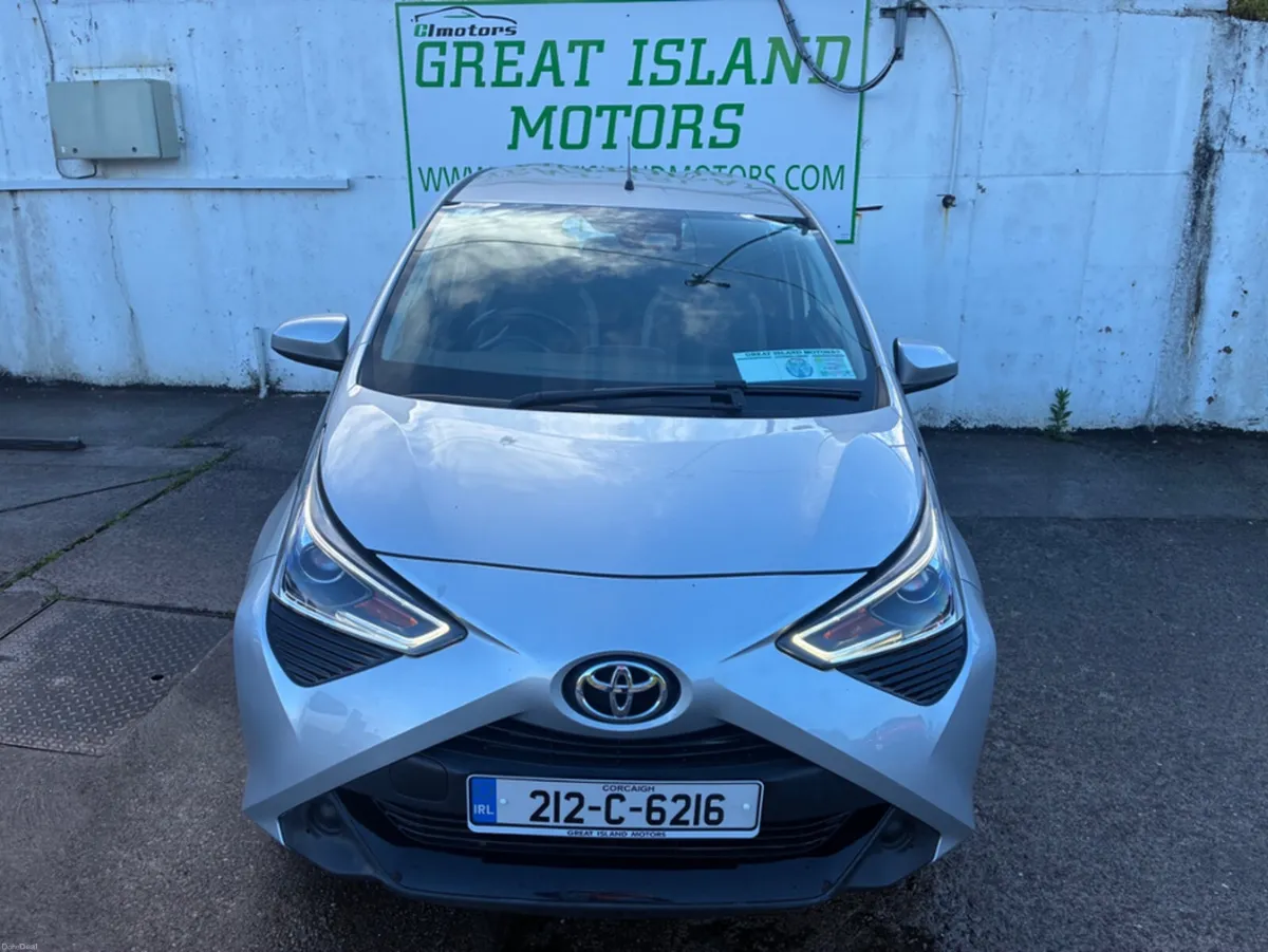 Toyota Aygo 1.0 VVT-I X-PLAY 71BHP 5DR - Image 6