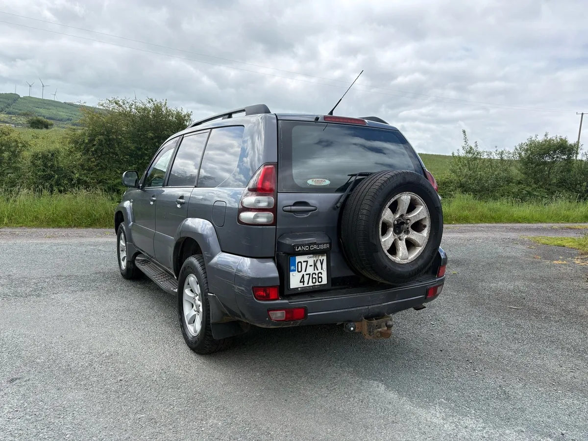 Toyota landcruiser (tax and tested) - Image 4