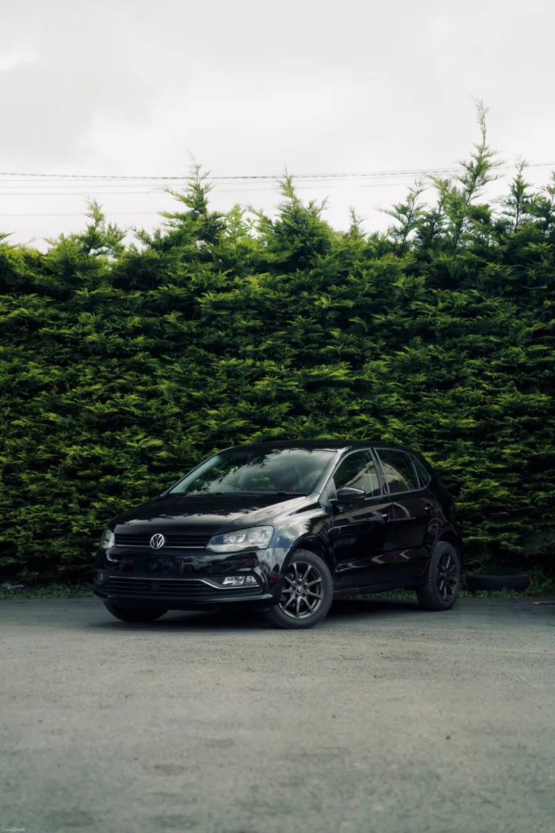 Volkswagen Polo TSI Highline 2016 - Image 1