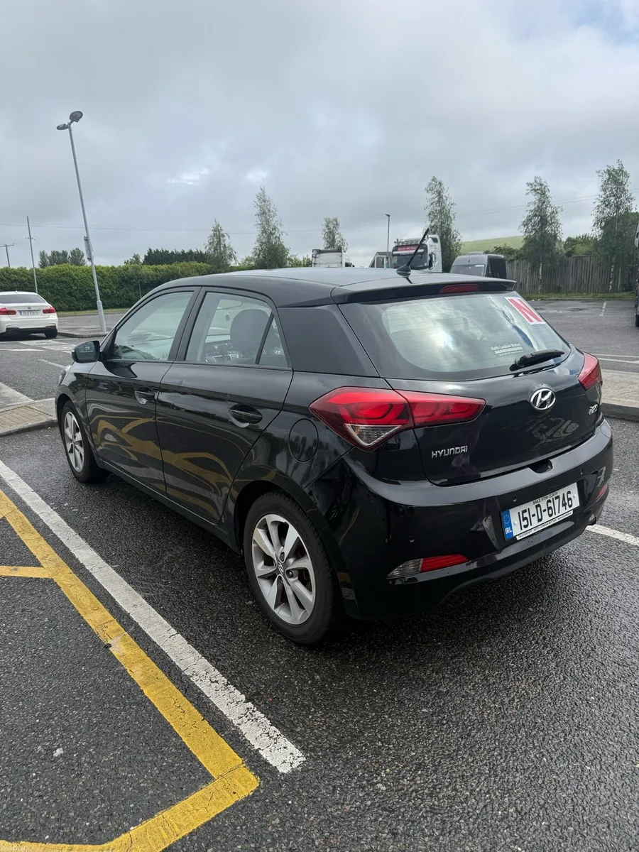Hyundai i20 - Image 2