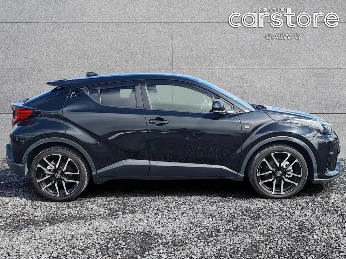 Toyota C-HR S Gr Sport 1.8 HYBRID Auto - Image 2