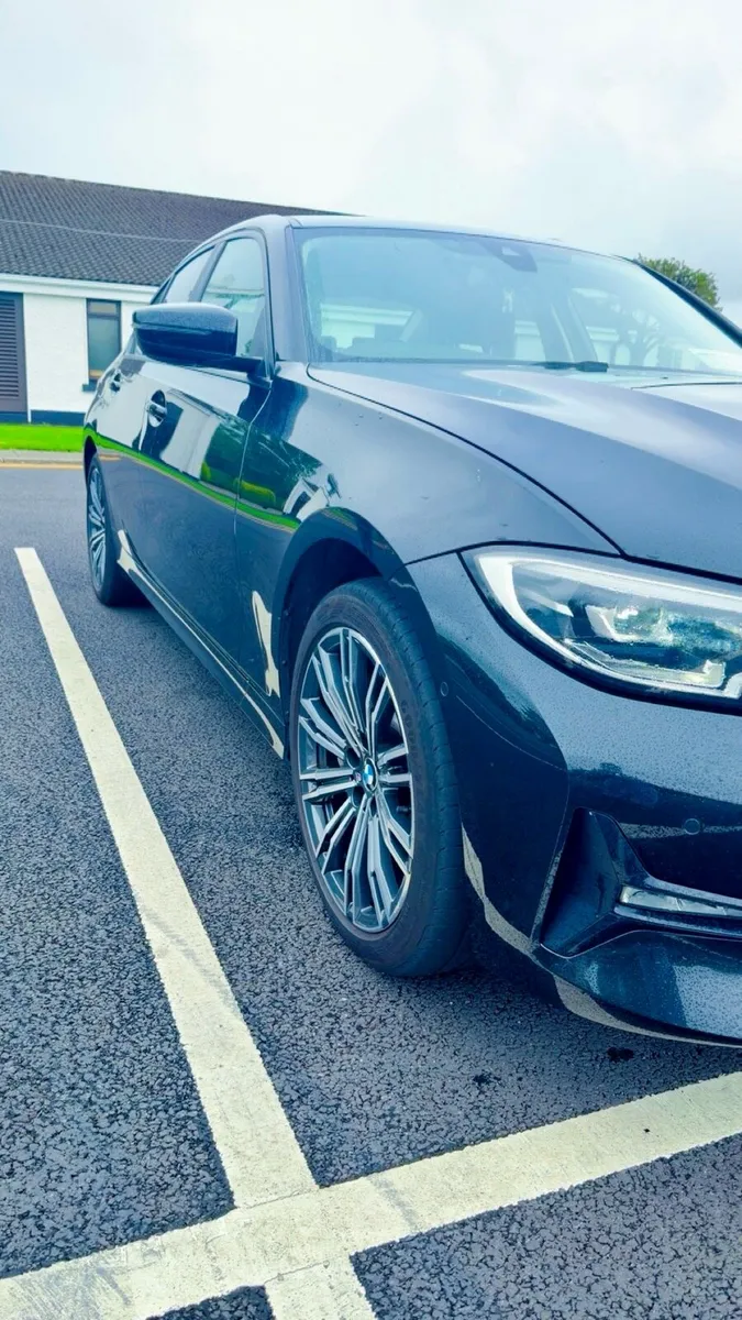 Car - Image 2