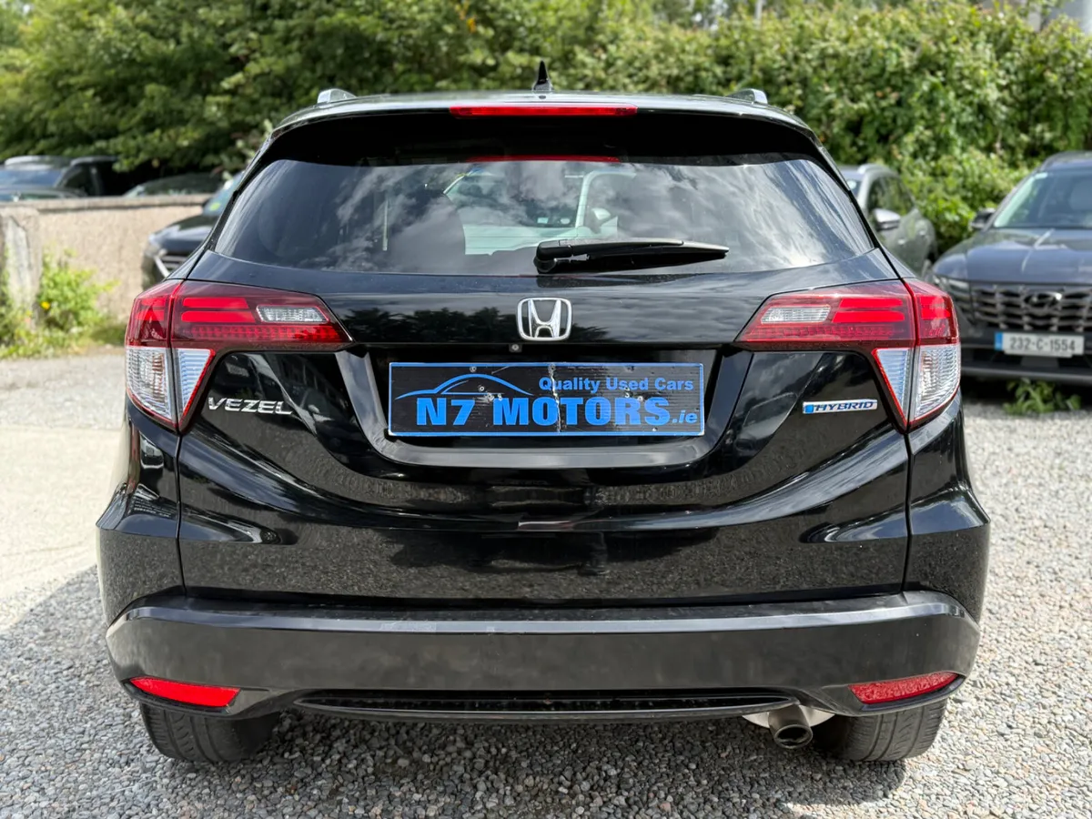 2014 Honda Vezel 1.5 HYBRID AUTO - Image 4