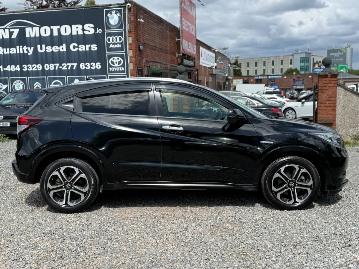 2014 Honda Vezel 1.5 HYBRID AUTO - Image 2