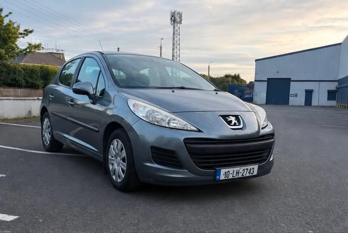 Peugeot 207 selling fast - Image 4