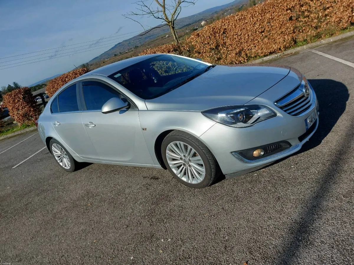 2014 Vauxhall Insignia. 2l 163bhp.(T/belt done) - Image 1
