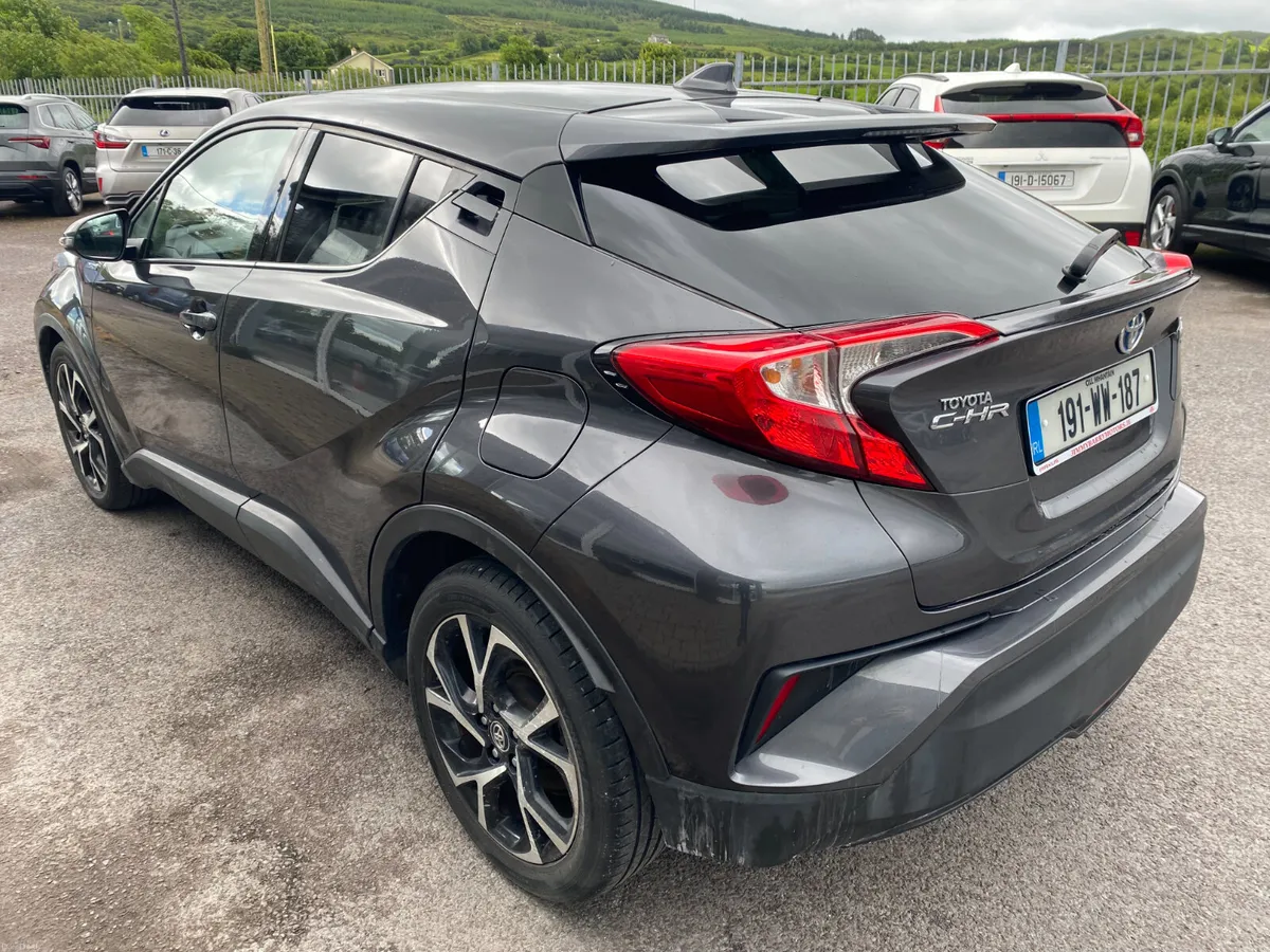 2019 Toyota C-HR HYBRID SPORT 4DR AUTO - Image 6