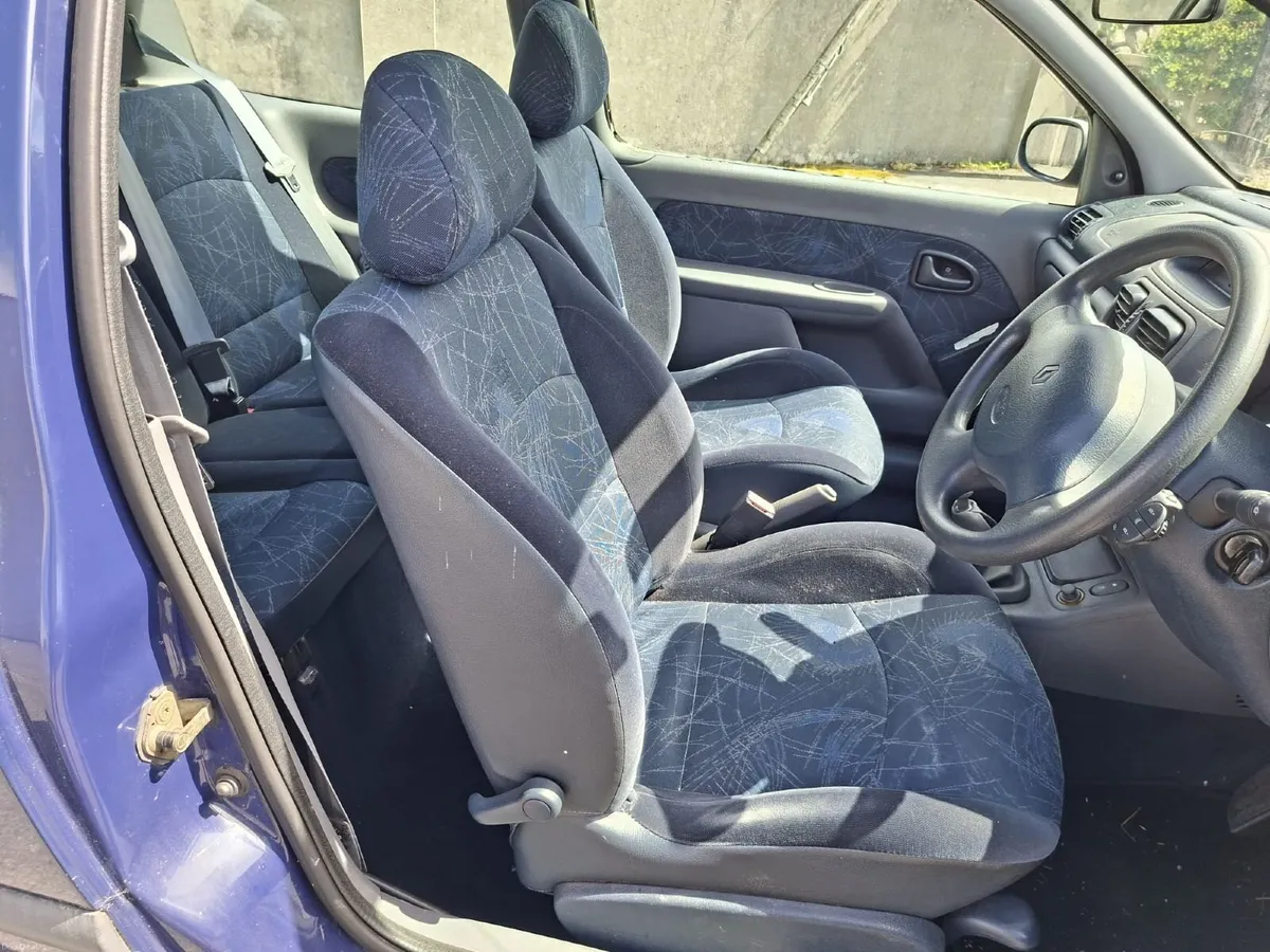 2000 Renault Clio S - Image 3