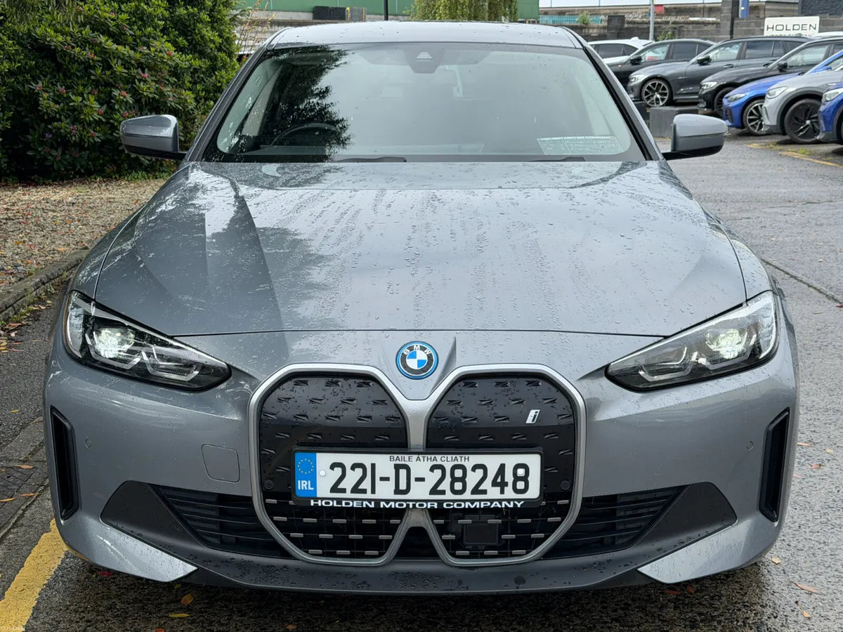 2022 BMW i4. 80KWH. ELECTRIC BOOT. 2 KEYS - Image 4