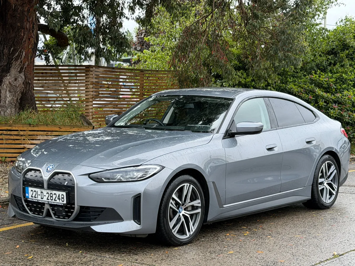 2022 BMW i4. 80KWH. ELECTRIC BOOT. 2 KEYS - Image 1