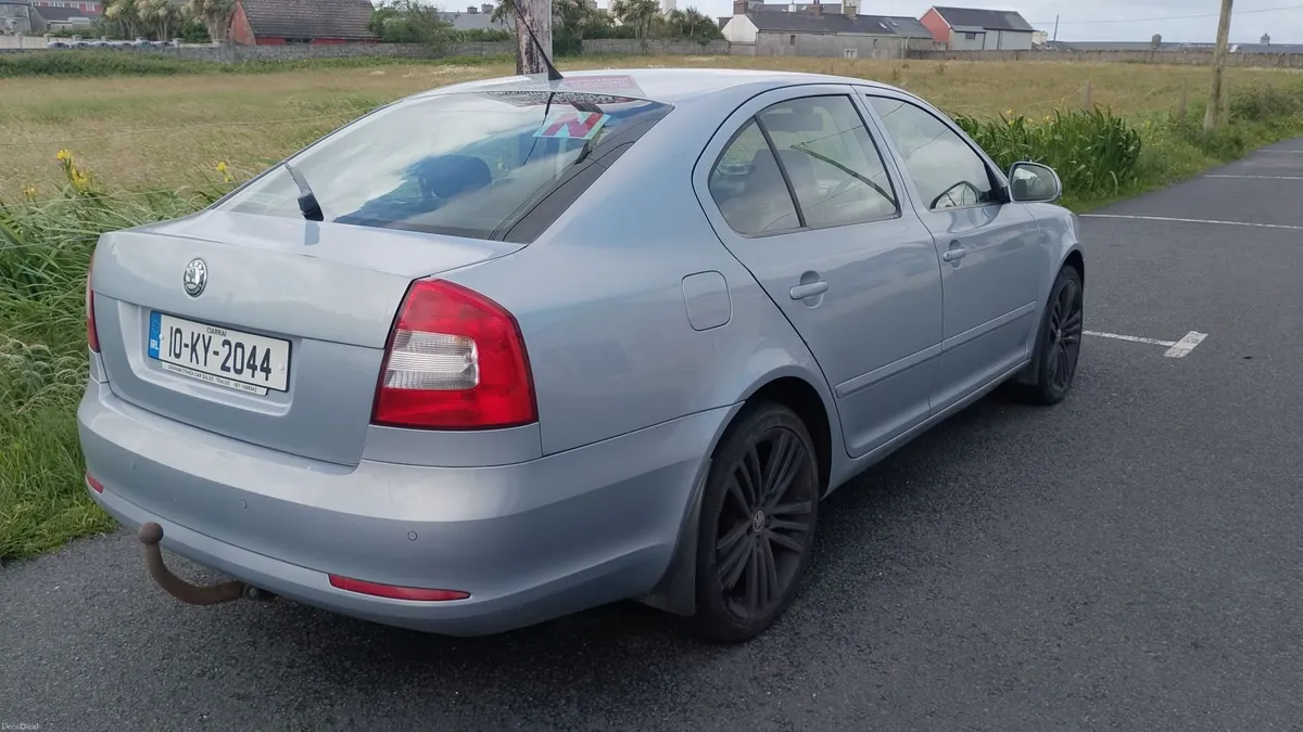 Skoda Octavia 2010 - Image 3