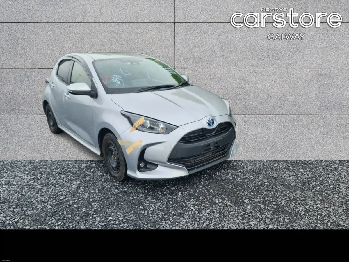 Toyota Yaris Hybrid X