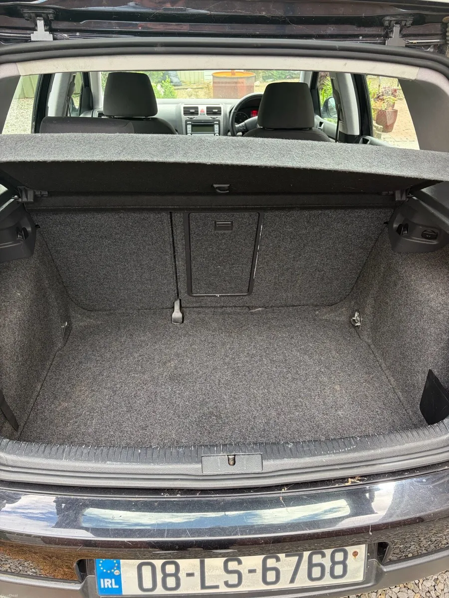 Volkswagen Golf 1.9 - Image 4