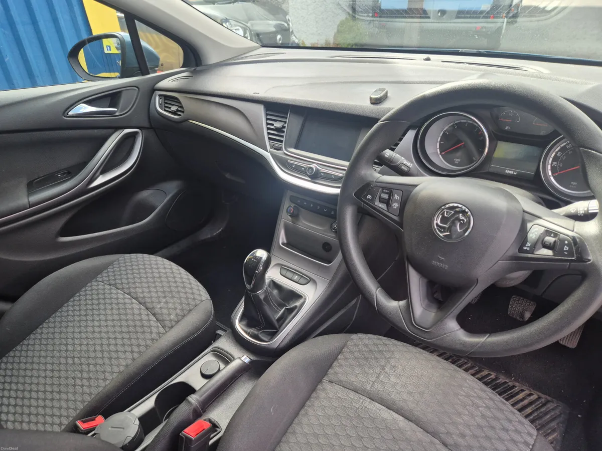 Vauxhall Astra 2016 - Image 4