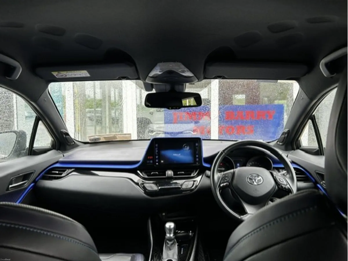 2017 Toyota C-HR HYBRID LUNA SPORT LAUNCH ED 4DR - Image 5