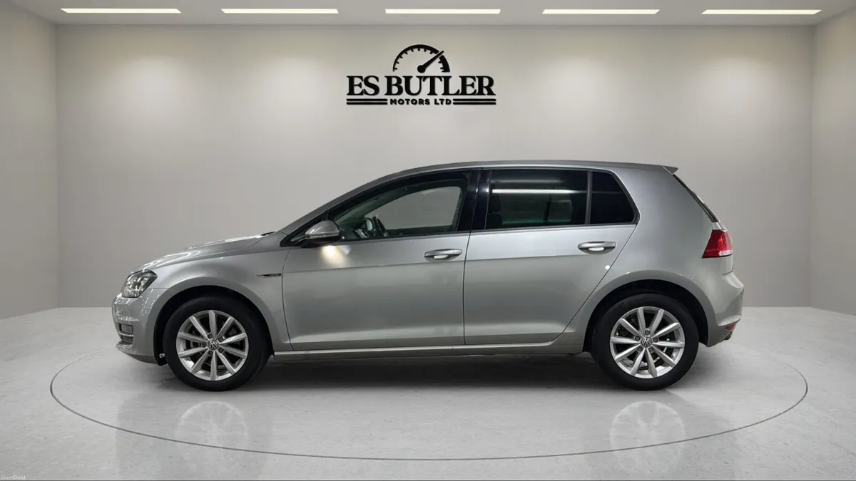 2016 VW Golf 1.2TSI AUTO LOUNGE  12MONTHS WARRANTY - Image 2