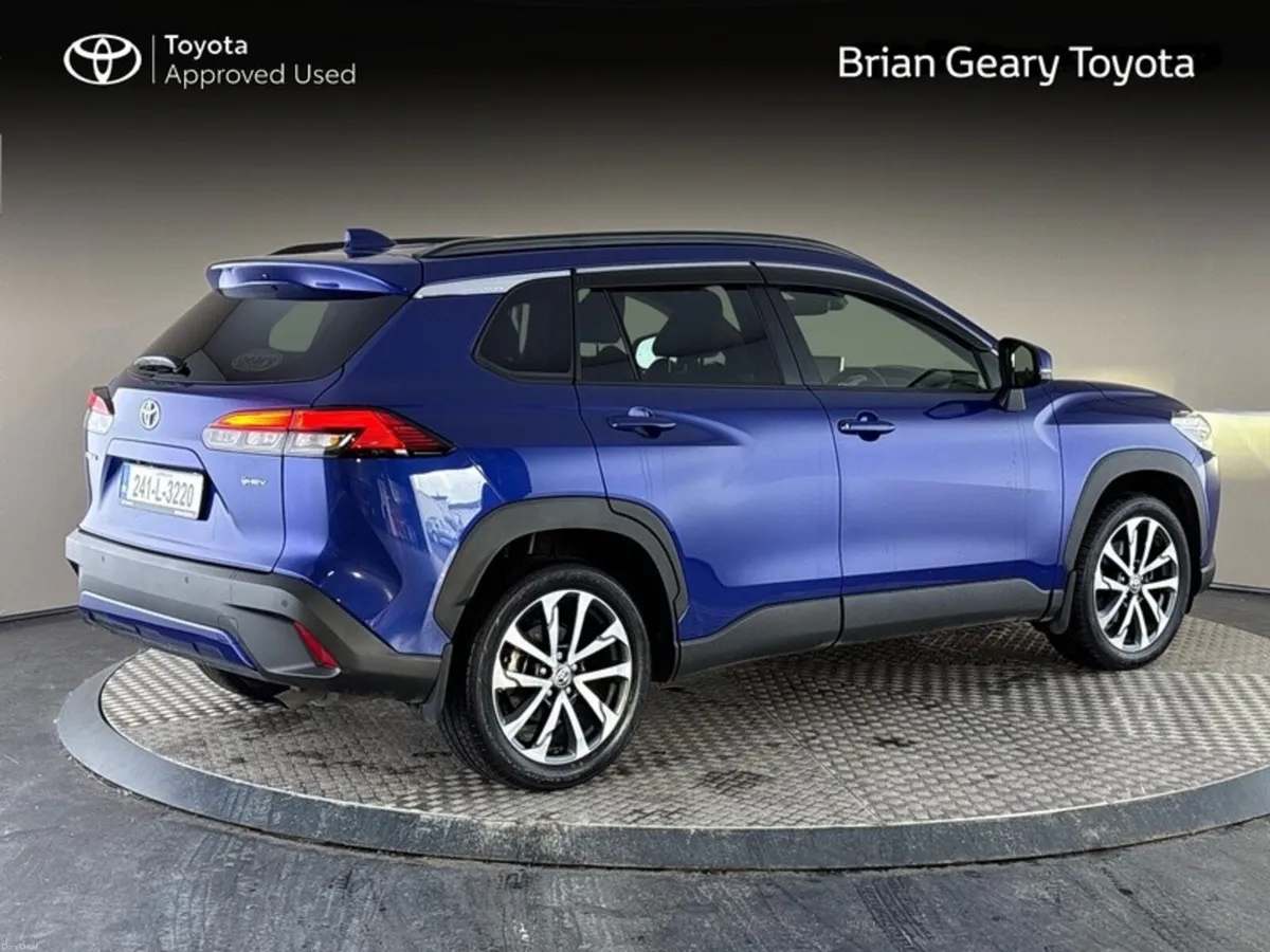 Toyota Corolla Cross SOL Hybrid Top of the range - Image 2