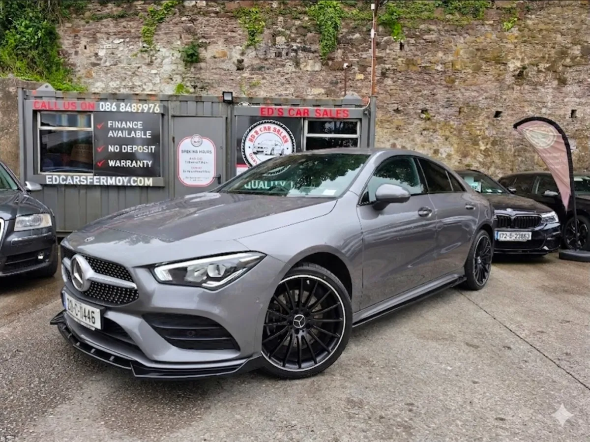 Mercedes-Benz CLA Plug In Hybrid Amg Line Premium - Image 2