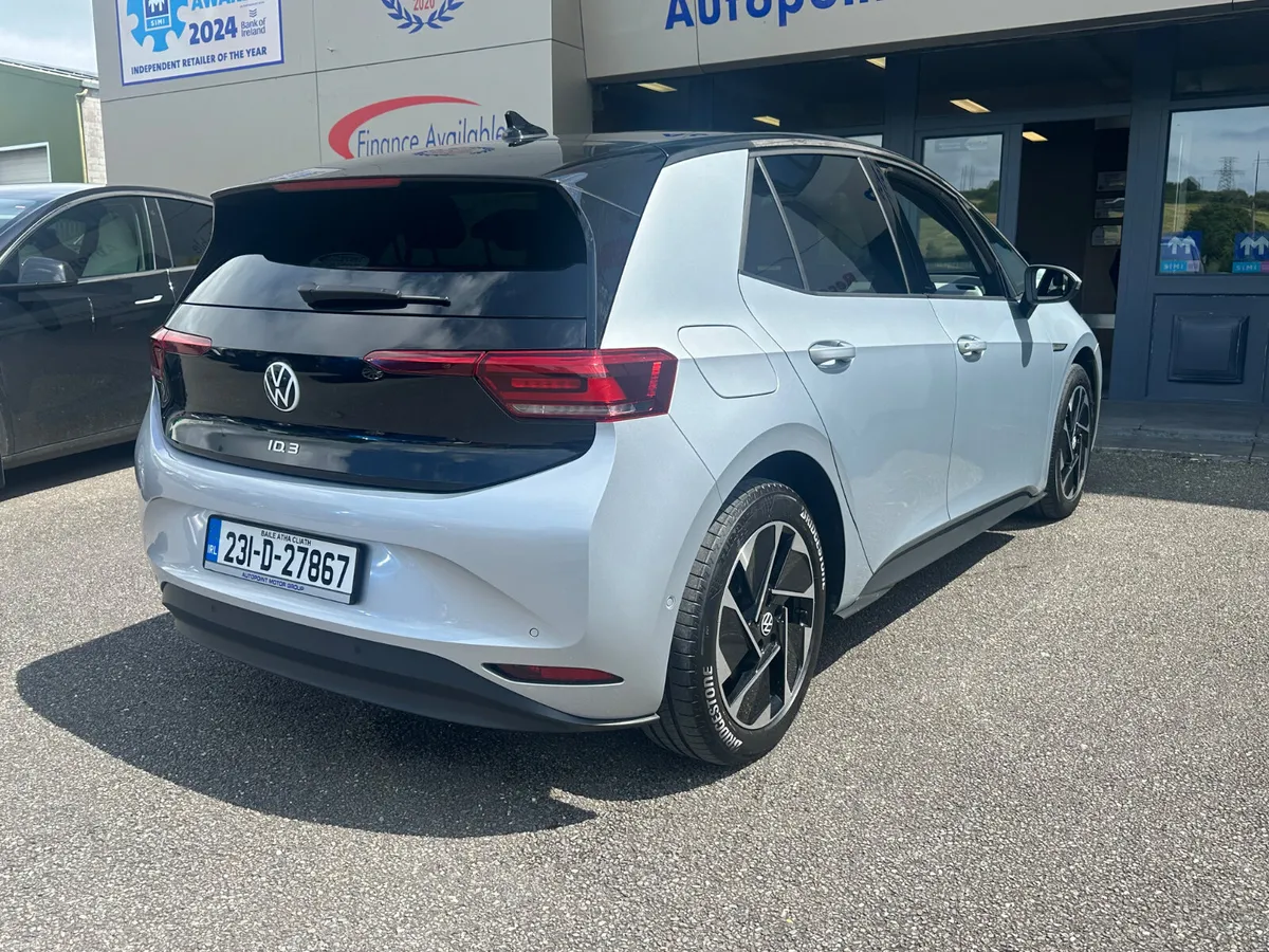LIFE DX 58kWh (204BHP) - SAVE €2000 - Image 4