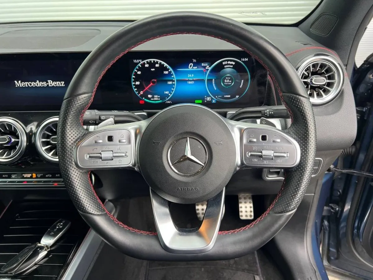 Mercedes-Benz EQB EQB350 4MATIC AMG-LINE PREMIUM 7 - Image 4