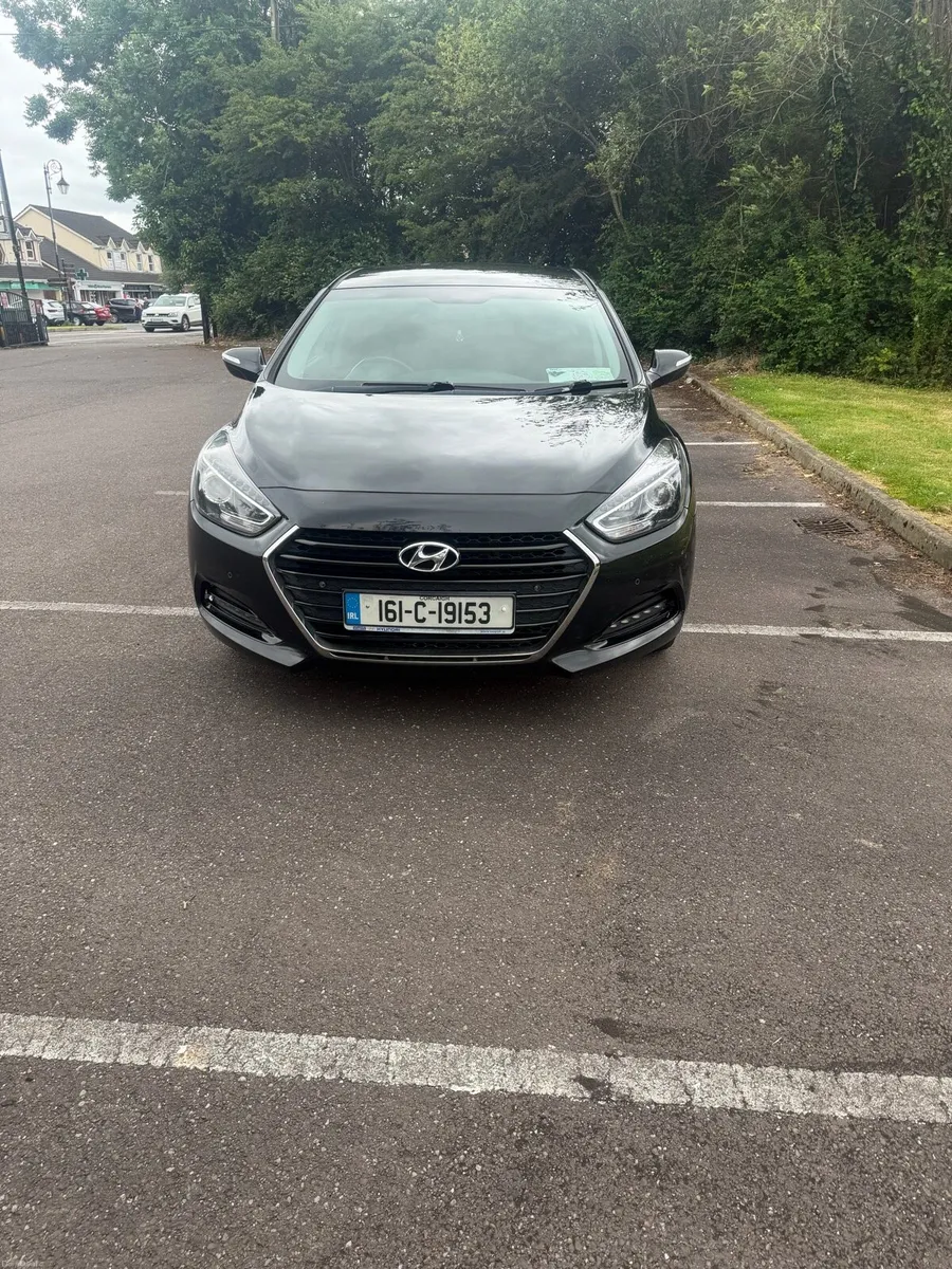 Car - Image 2