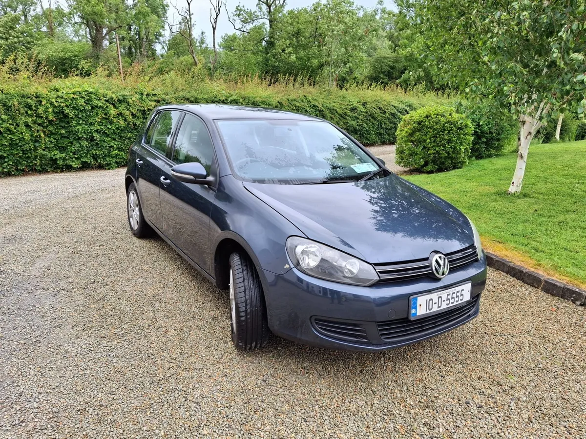 Volkswagen Golf 2010 - Image 1